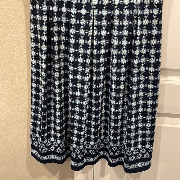 Max studio size Small - Picture 9 of 10